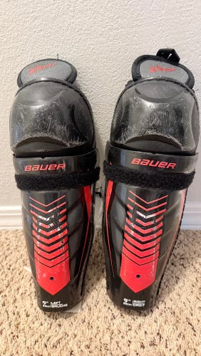 Youth Bauer Lil Sport 9" Shin Pads (Used)