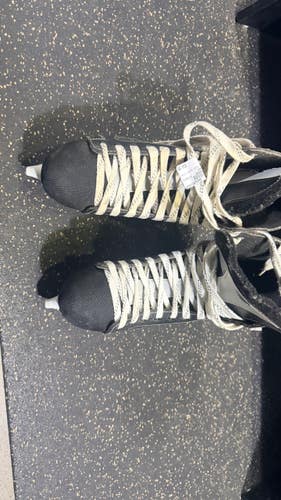 Used CCM BLACK STORM Senior Hockey Skate Senior 12 11605-S000226497