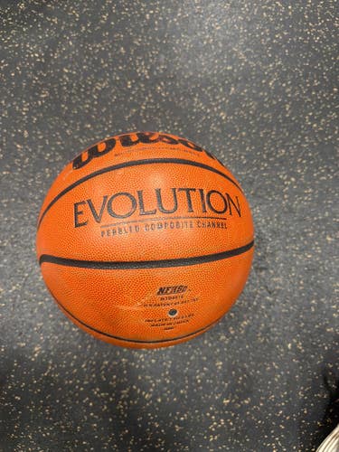 Used Wilson Basketball Inter Indoor 11337-S000497399