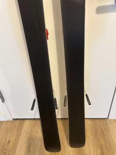 Unisex 2020 Volkl 149 cm All Mountain Secret 92 Skis With Attack Bindings Max Din 11 (Used)