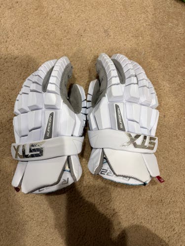 STX Surgeon RZR2 Lacrosse Gloves (Used)