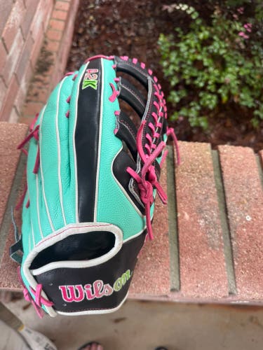2025 Wilson A2K RH Infield Baseball Glove 12.75" (New)