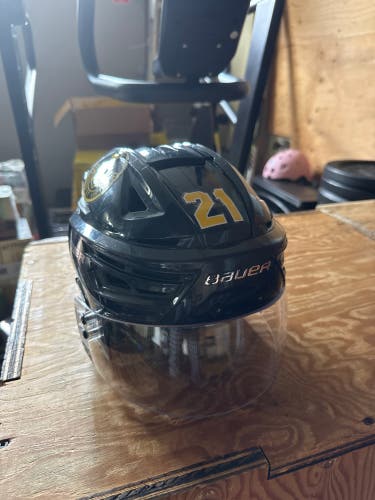Large Bauer Re-Akt 155 Helmet (Used)