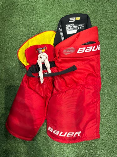 Red Junior Small Bauer Supreme 3S Hockey Pants (Used)