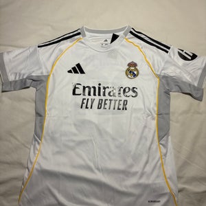 Real Madrid Kylian Mbappé Home Jersey