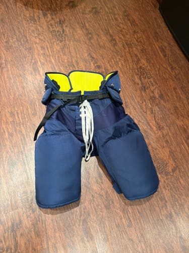 Men's Senior Medium Warrior Pro Series Hockey Pants Pro Stock (Used)