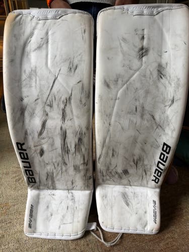 35" Bauer Supreme Shadow Goalie Leg Pads (Used)