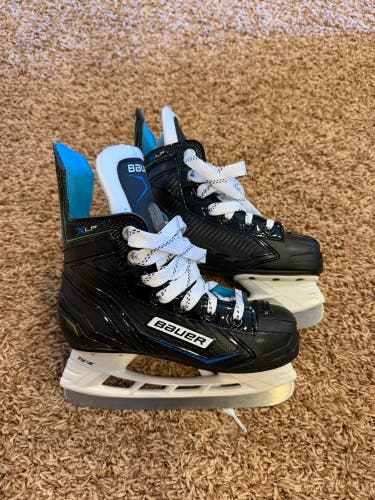 Bauer XLP Hockey Skates 12 (New)