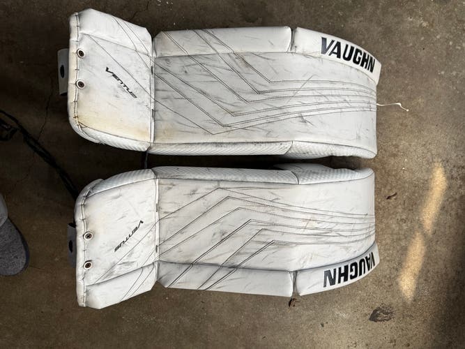 34" Vaughn Ventus SLR2 Pro Goalie Leg Pads (Used)