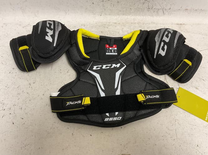 Used CCM TACKS 9550 Youth Shoulder Pads MD 11855-S000211415