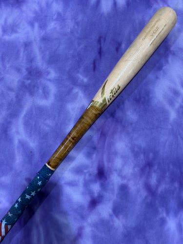 Victus V-Cut Bat Maple 31" (Used)