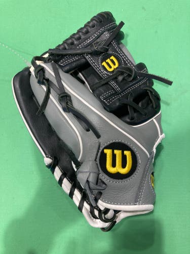 Black Wilson A500 LH Infield Baseball Glove 11" (Used)