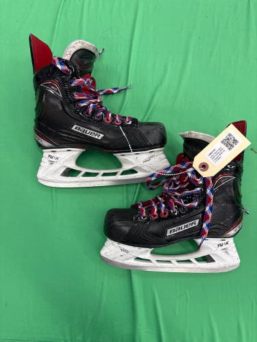 Junior Bauer Vapor X600 Hockey Skates Regular Width Size 3 (Used)