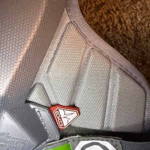 Medium Adult Maverik MX Shoulder Pads (Used)