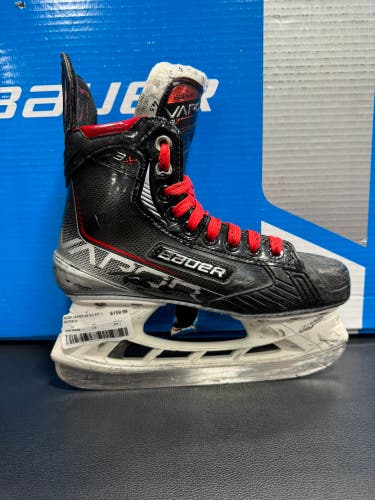 2021 Bauer Vapor 3X Hockey Skates Size 4.5 (Used)