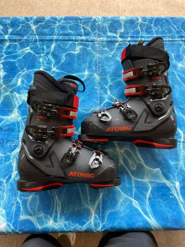 Atomic Hawx Magna Ski Boots (Used) Mondo 26 & 26.5 (305mm)
