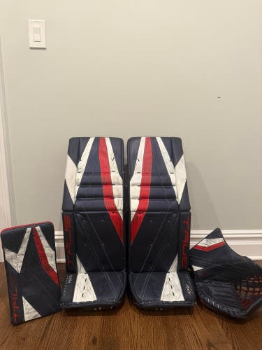 34" 2025 True Catalyst Px5 Regular Goalie Full Set (Used)