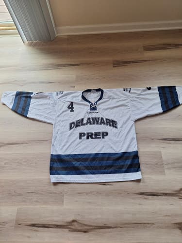 White Goalie Cut Men's Harrow Jersey (Used)