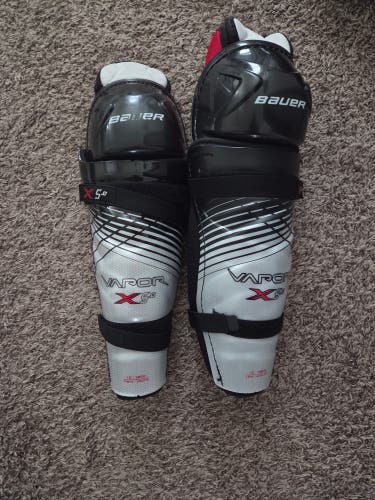 Senior Bauer Vapor X 5.0 15" Shin Pads (Used)
