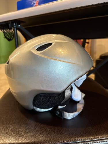 Unisex Extra Small / Small Giro Slingshot Helmet (Used)