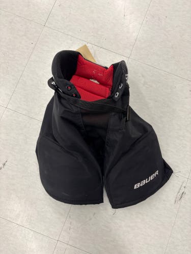 Youth Medium Bauer Lil Sport Hockey Pants (Used)