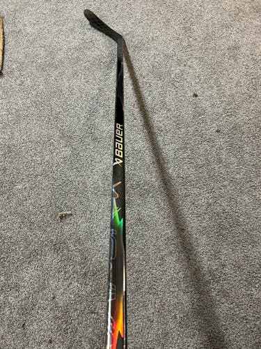 Senior Bauer Vapor Flylite Left Hand Hockey Stick 70 Flex (New)