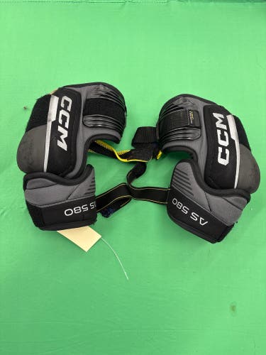 Junior Large CCM Tacks AS 580 Elbow Pads (Used)
