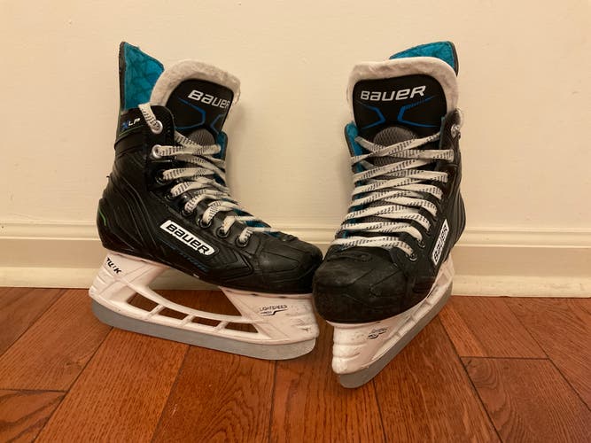 Bauer XLP Hockey Skates Size 1 (Used)