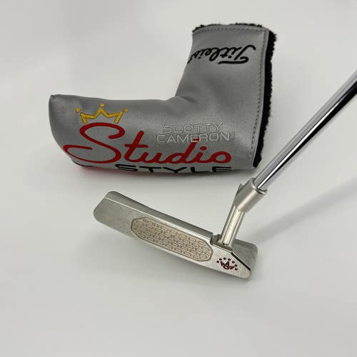 Scotty Cameron Studio Style Newport 2 Putter RH Blade 34 1/2" Headcover Used