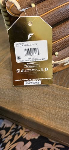 2026 Franklin RH Infield BB154 Baseball Glove 11.5" (New)