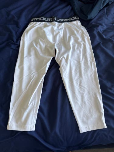 White Medium Men's Under Armour Compression 3/4 Pants