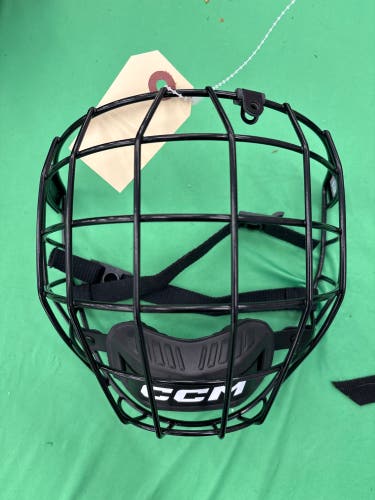 Medium CCM FM580 Cages, Visors & Shields (Used)