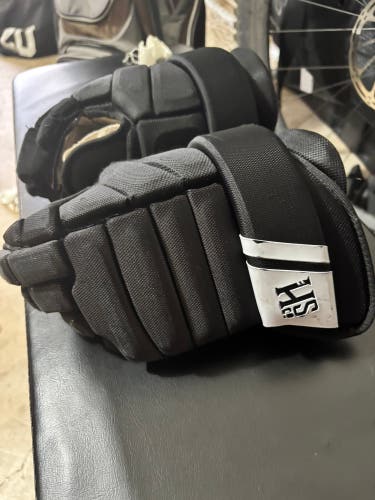 HSC Gloves 13”