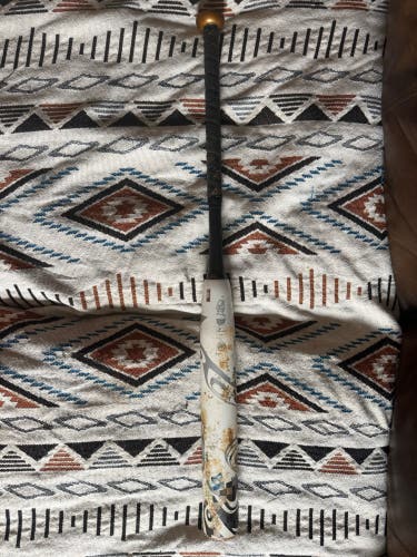 2023 DeMarini Whisper Composite Bat (-10) 22 oz 33" (Used)
