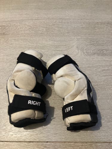XS Youth STX Stallion 75 Arm Pads (Used)