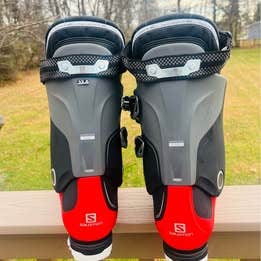 Salomon XPRO 80 ski boots size 32.5 14 never skied in