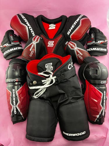 Sherwood Code Hockey Starter Kit Youth Medium 9"