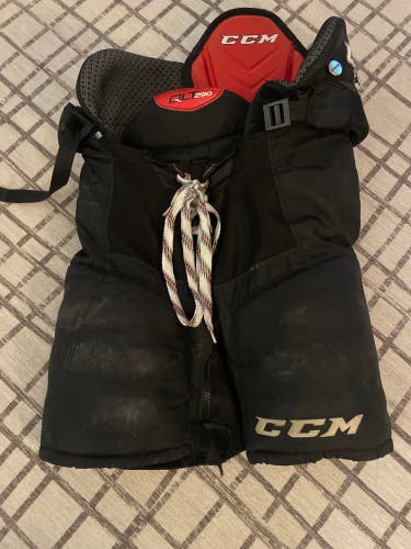 Small CCM QLT230 Girdle (Used)