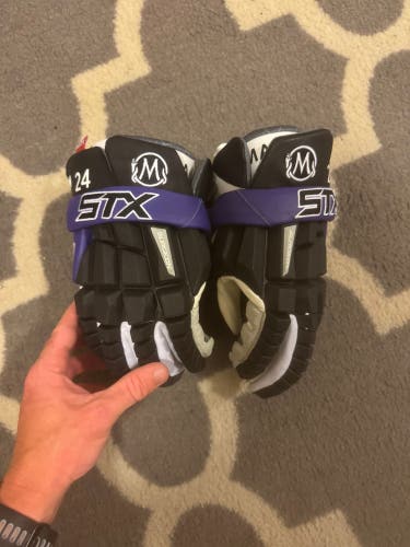 Mamba Forever Custom STX RZR gloves