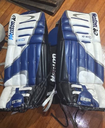 CCM Heaton 10 pro 34 " goalie pads
