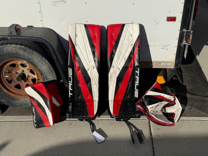 35" True L20.2 Regular Goalie Full Set (Used)