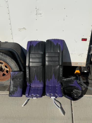 35" Vaughn V9 Regular Goalie Full Set (Used)