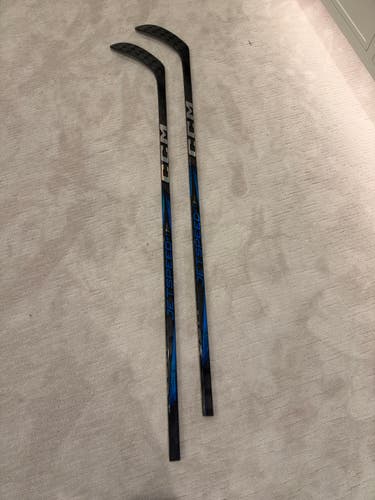 Senior CCM JetSpeed FT7 Pro Right Handed Hockey Stick P28 70 Flex Pro Stock (Used)