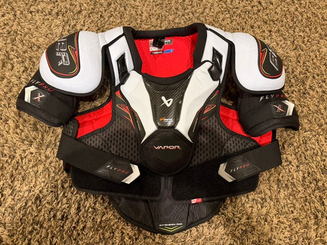Men's Large Senior Bauer Vapor Flypro Shoulder Pads (Used)