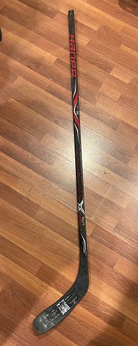 Senior Bauer Vapor X700 Lite Right Handed Hockey Stick P28 87 Flex (Used)