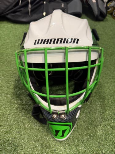Youth Warrior Ritual F2E Goalie Mask (Used)