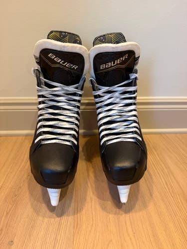 2026 Bauer Supreme M40 Hockey Skates 12 (Used)