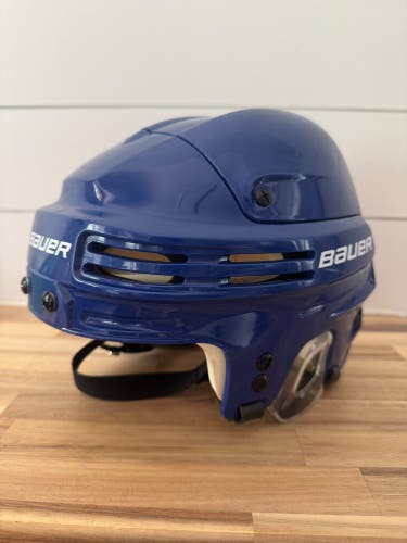 Large Bauer 4500 Helmet (Used)