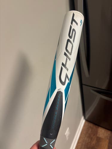 2023 Easton Ghost Composite Bat (-11) 19 oz 30" (Used)
