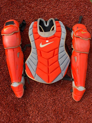 Patrick Bailey Gold Glove Nike Diamond Elite Catcher's Set